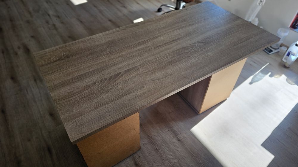 Biurko dąb sonoma 137×66.5 wys. 74