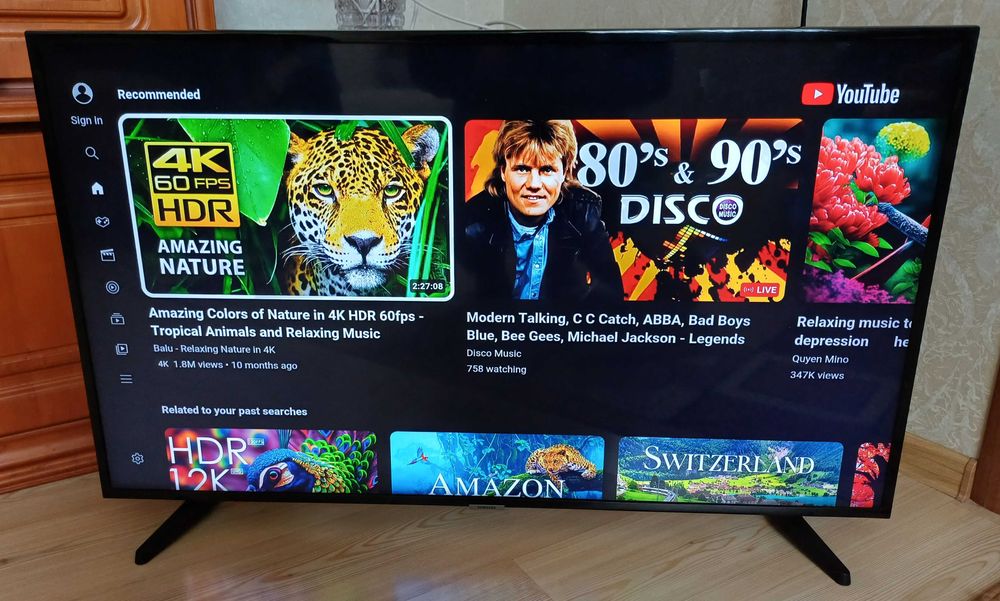 Телевізор 43 дюйма Самсунг Samsung UE43NU7099 Smart TV Tizen 4K HDR