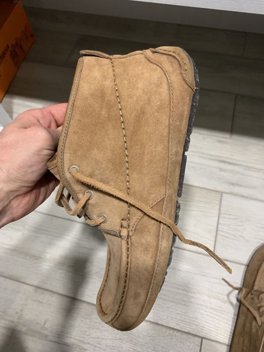 Замшевые ботинки UGG