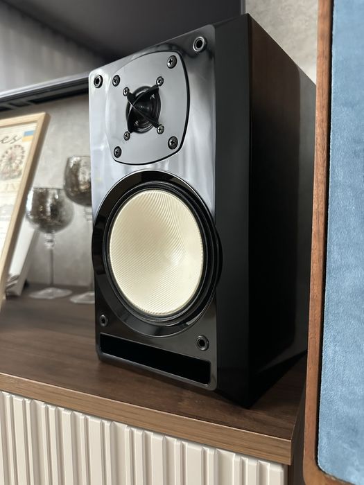 Onkyo D-525