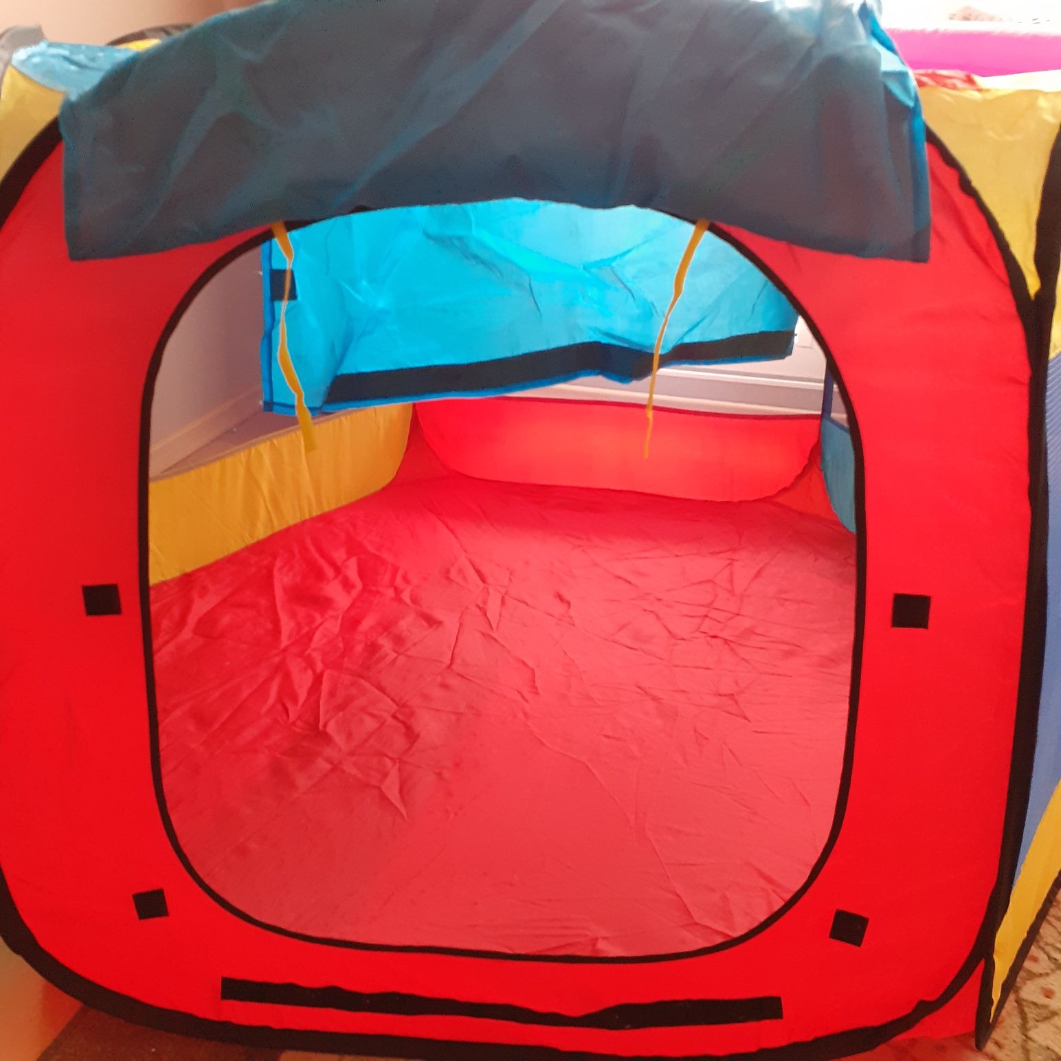 Sprzedam namiot 2 osobowy duży rozkładany dla  dzieci  do zabawy