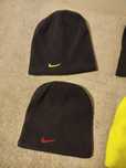 Czapki zimowe Nike dwustronne.Nowe.