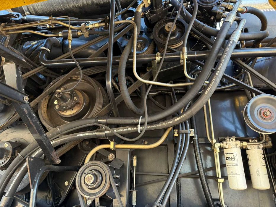 Зернозбиральний комбайн New Holland CX840