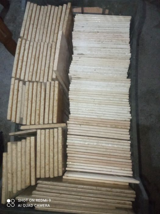 Vendo vários azulejos