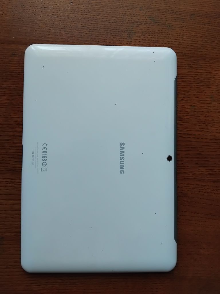 Планшет samsung.