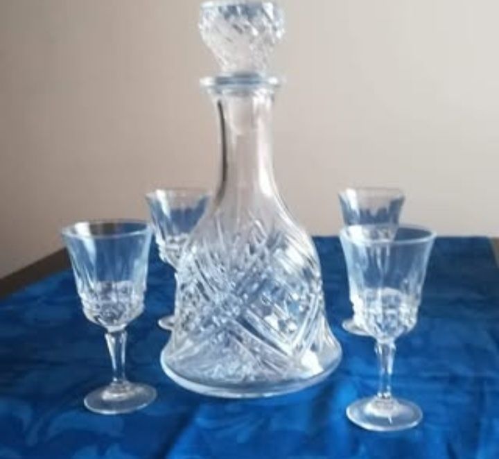 Garrafa cristal d'Arques com  3 copos licor