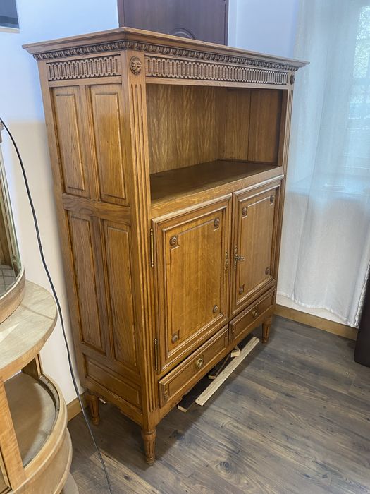 Komoda, witryna, kredens lite drewno.