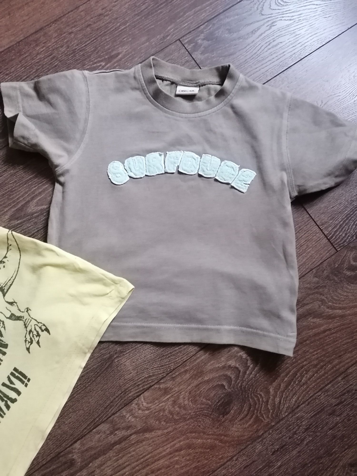 T-shirt chłopięcy rozmiar 98 marki Cherokee i Pepco