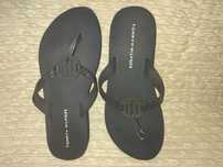 Tommy Hilfiger klapki japonki r. 36 wew. 23 cm kolor czarny