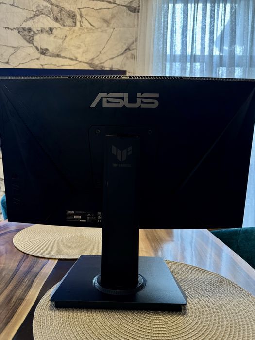 Игровой изогнутый монитор ASUS TUF Gaming VG24VQER – 24 дюйма