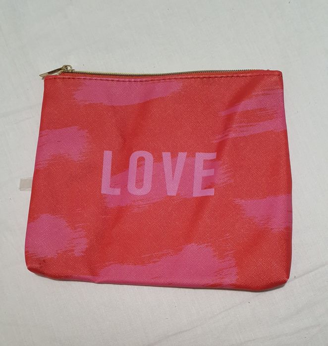 Kosmetyczka czerwona