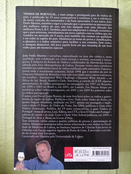 Livro "Vinhos de Portugal", catálogo especializado de João P. Martins