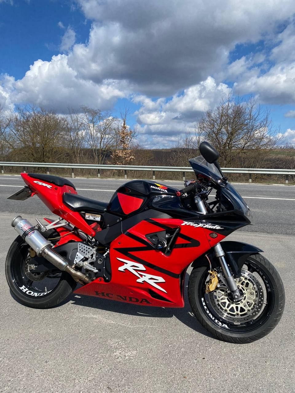 honda cbr 954rr fireblade (1000rr)