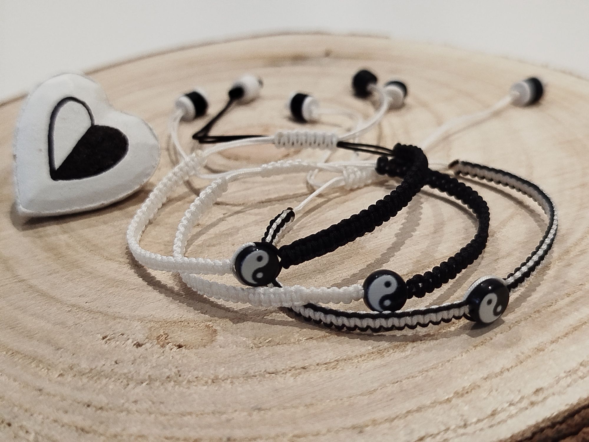 Bransoletka handmade Yin Yang harmonia [nr 2] makrama