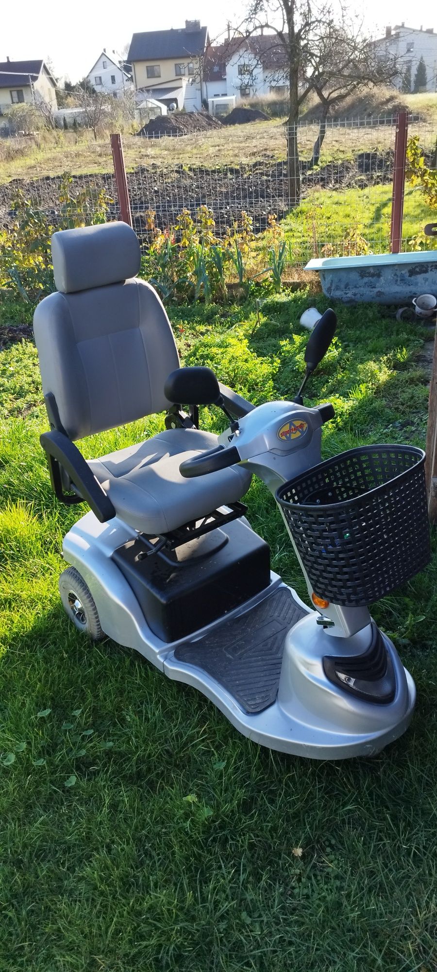Wózek inwalidzki elektryczny skuter