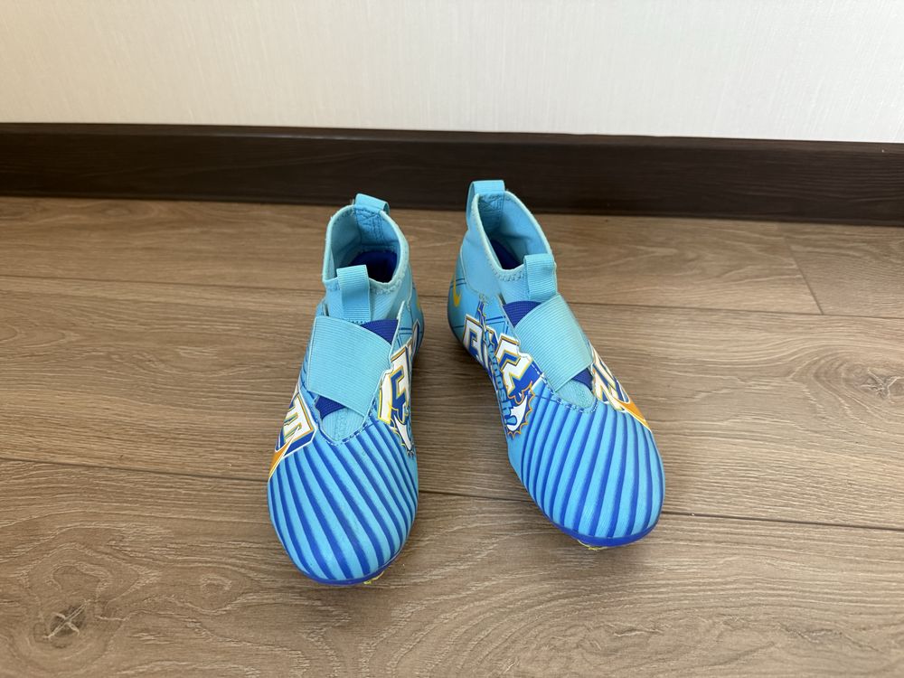Бутси без шнурків Nike mercurial 35.5 розмір