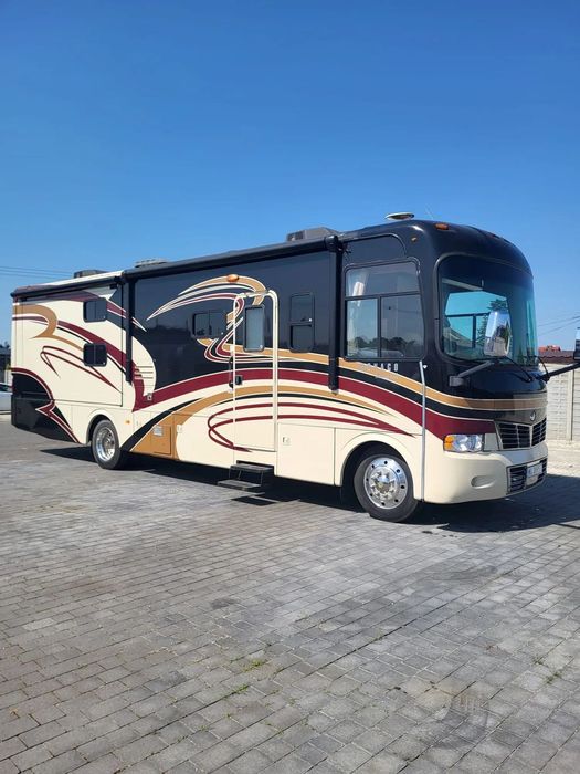Ford F53 Amerykański Kamper Monaco Monar 34SBD  2011 Ford F53 Monaco Monarch 34 SBD mały przebieg