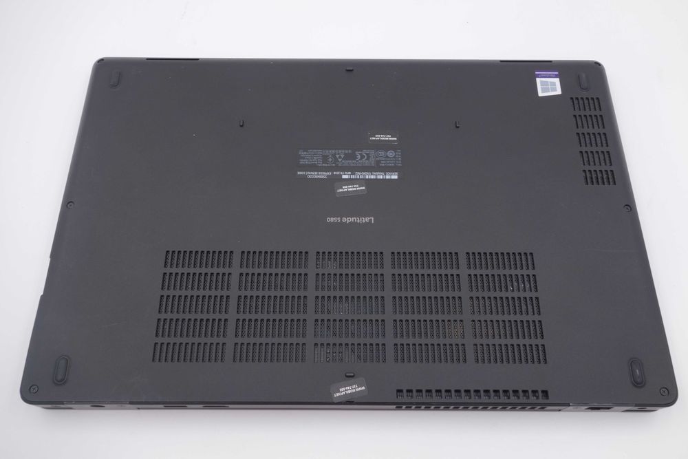 Laptop Używany Dell 5580 i5 15,6 FHD IPS 16GB 256 SSD W11 GW FV