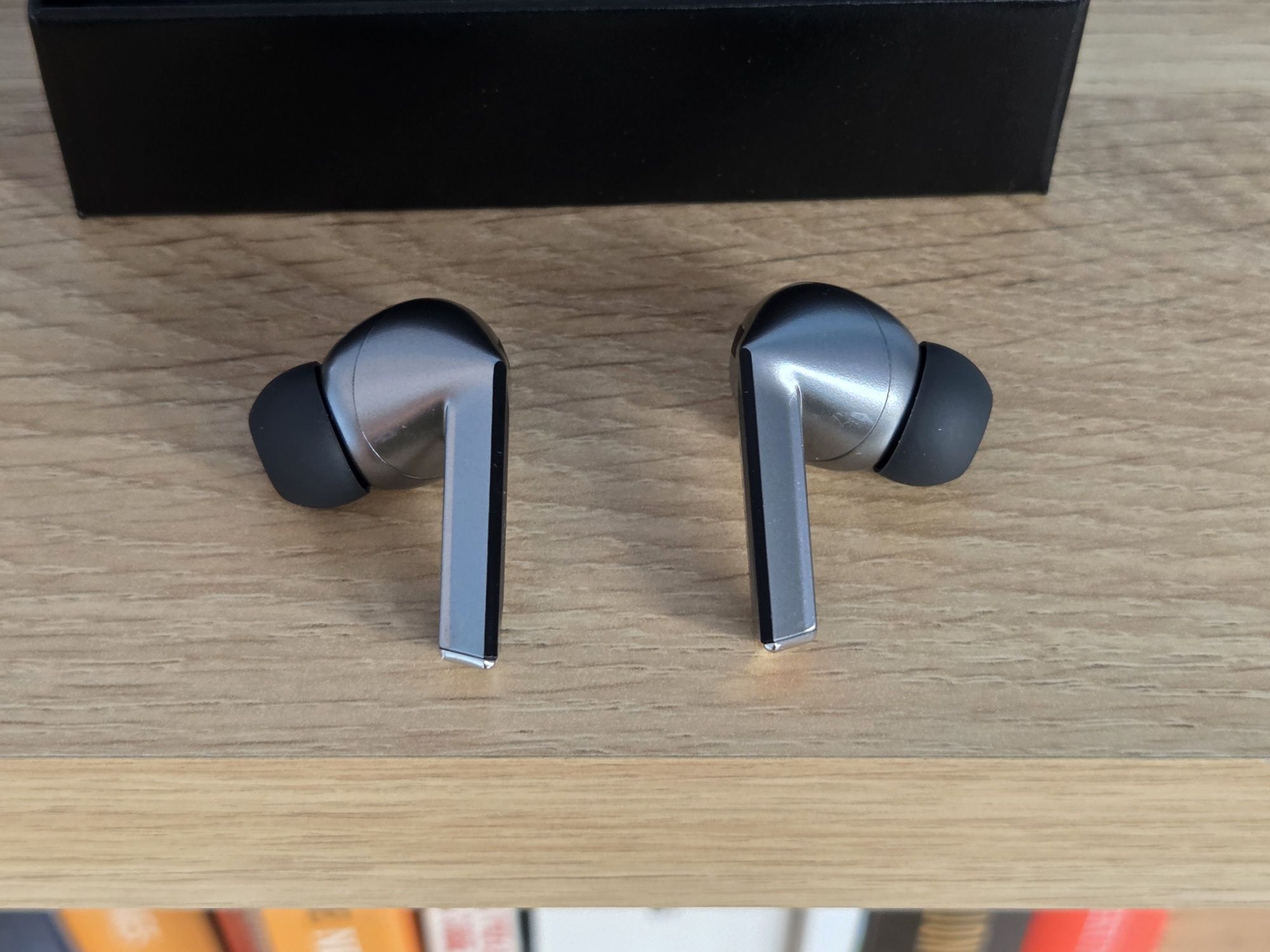 Samsung buds 3 pro srebrne z RTV Euro AGD GRATIS oryginalne etui
