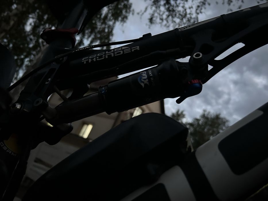 Продаю електро двух подвес велосипед