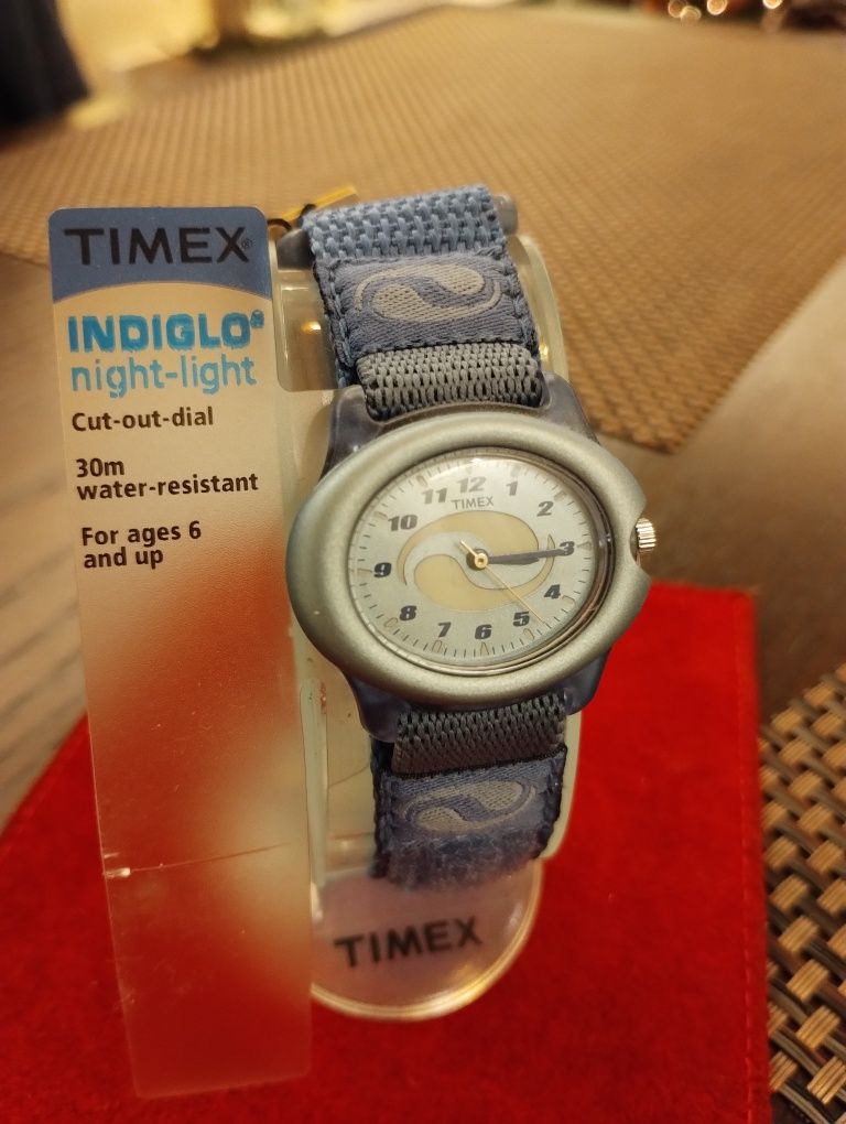 Zegarek Timex dziecięcy indiglo. Nowy! Okazja! Model t70061