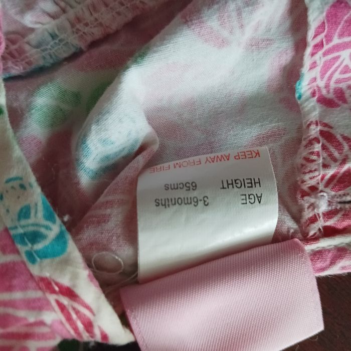 87. Sukienka dla dziewczynki na 3-6 m-cy