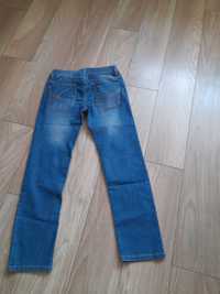 Spodnie jeans nowe r.146