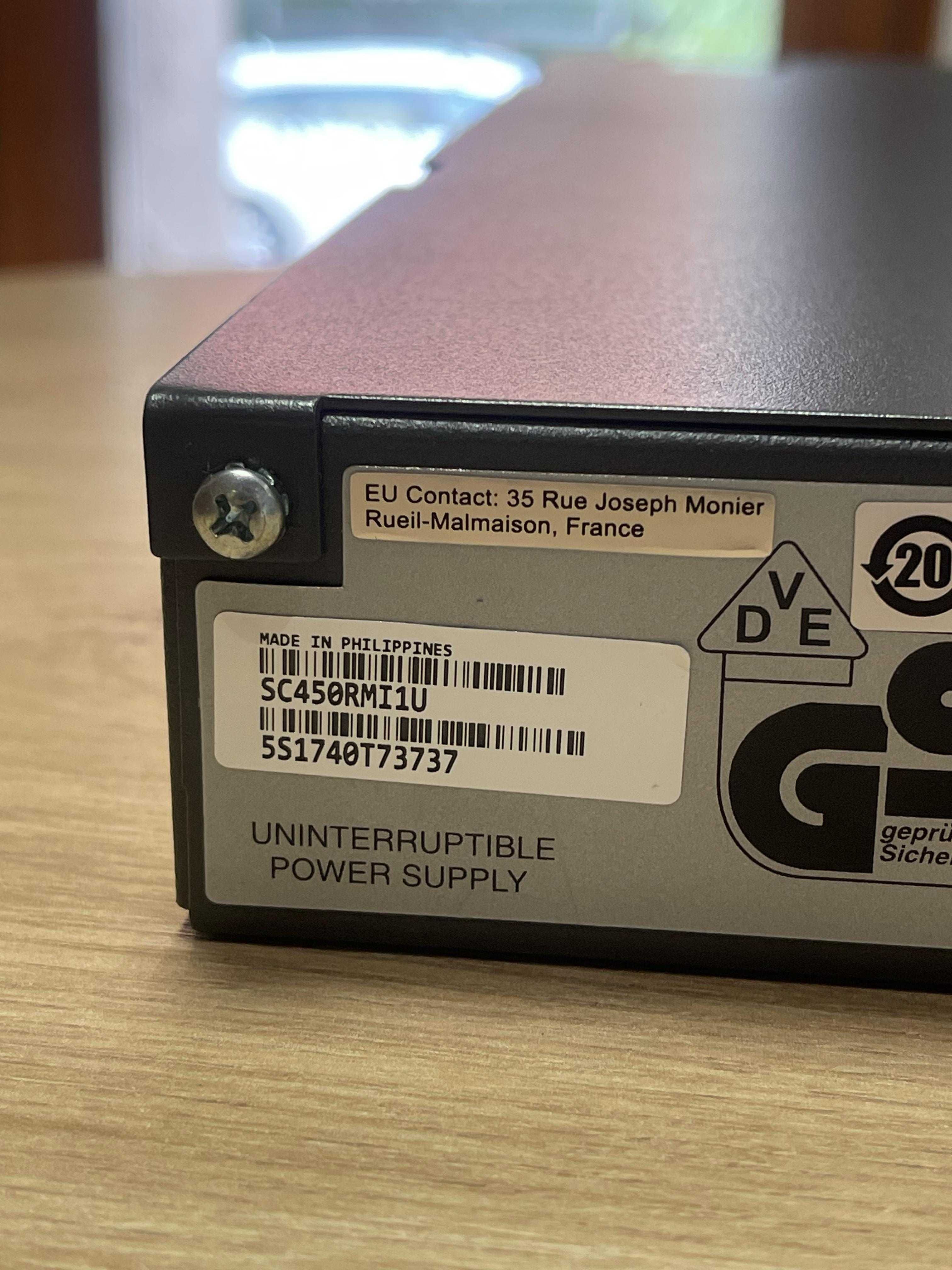 APC Smart-UPS SC450RMI1U -- Lombard Lumik Kalisz