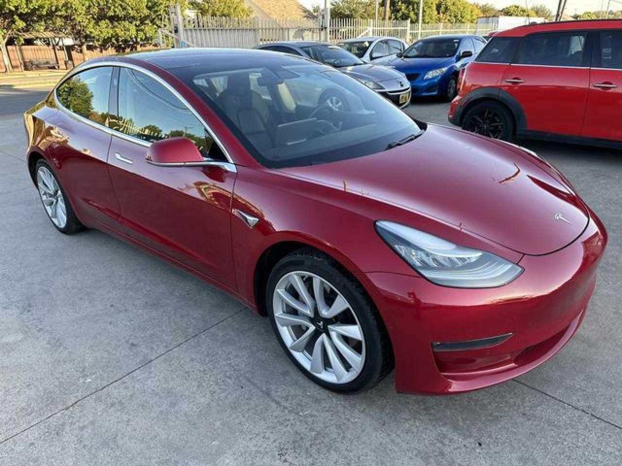 2018 TESLA Model 3