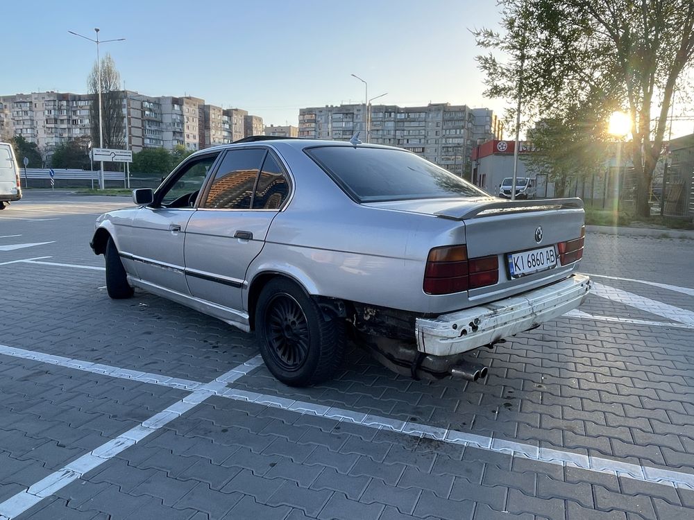 BMW E34 525i М50Б25