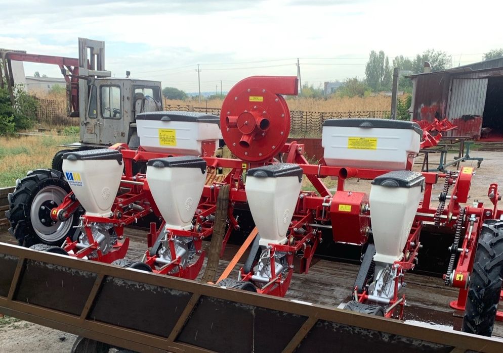 Сівалка кукурудзяна УПС 4 соняшникова гарбузова в асортименті