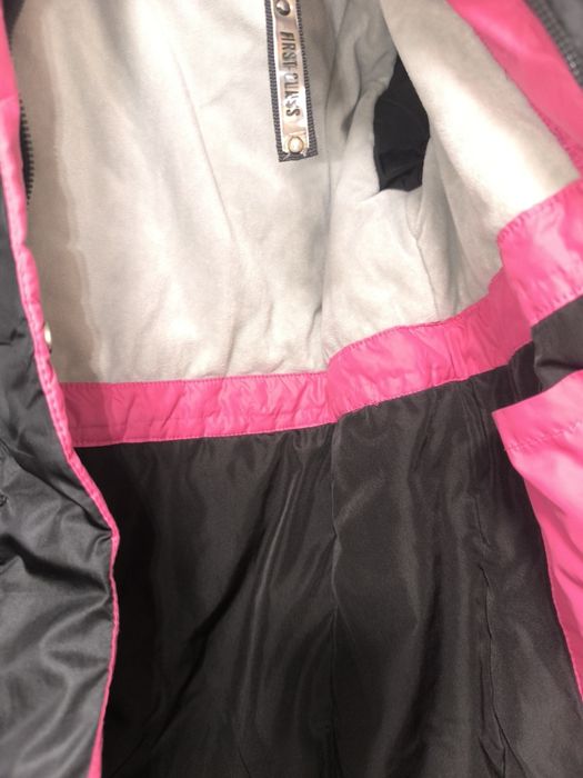 Зимова куртка на дівчинку 6,7,8 років