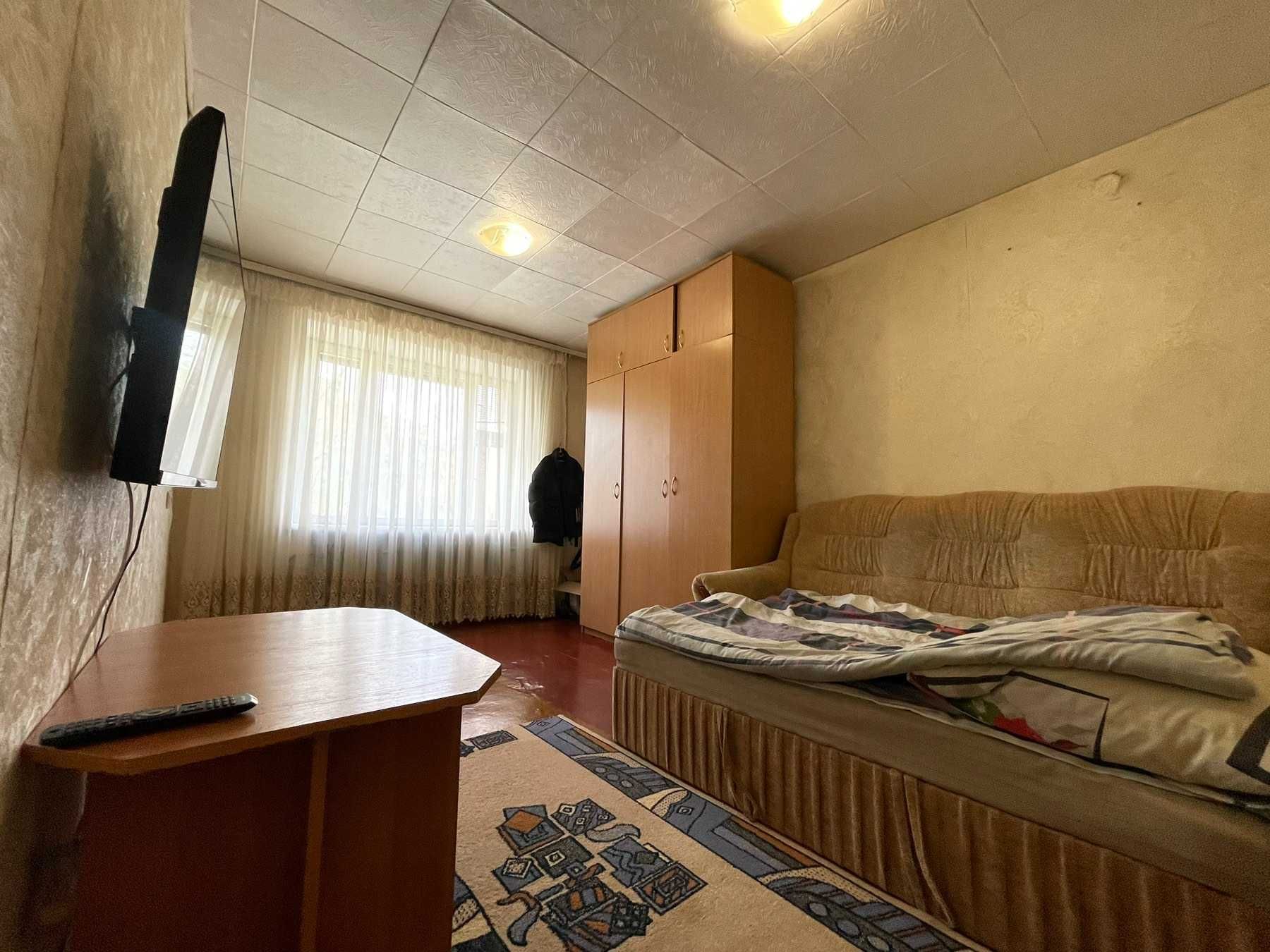 28671 продаж 2 кімнатної квартири Виставка, Проспект Миру