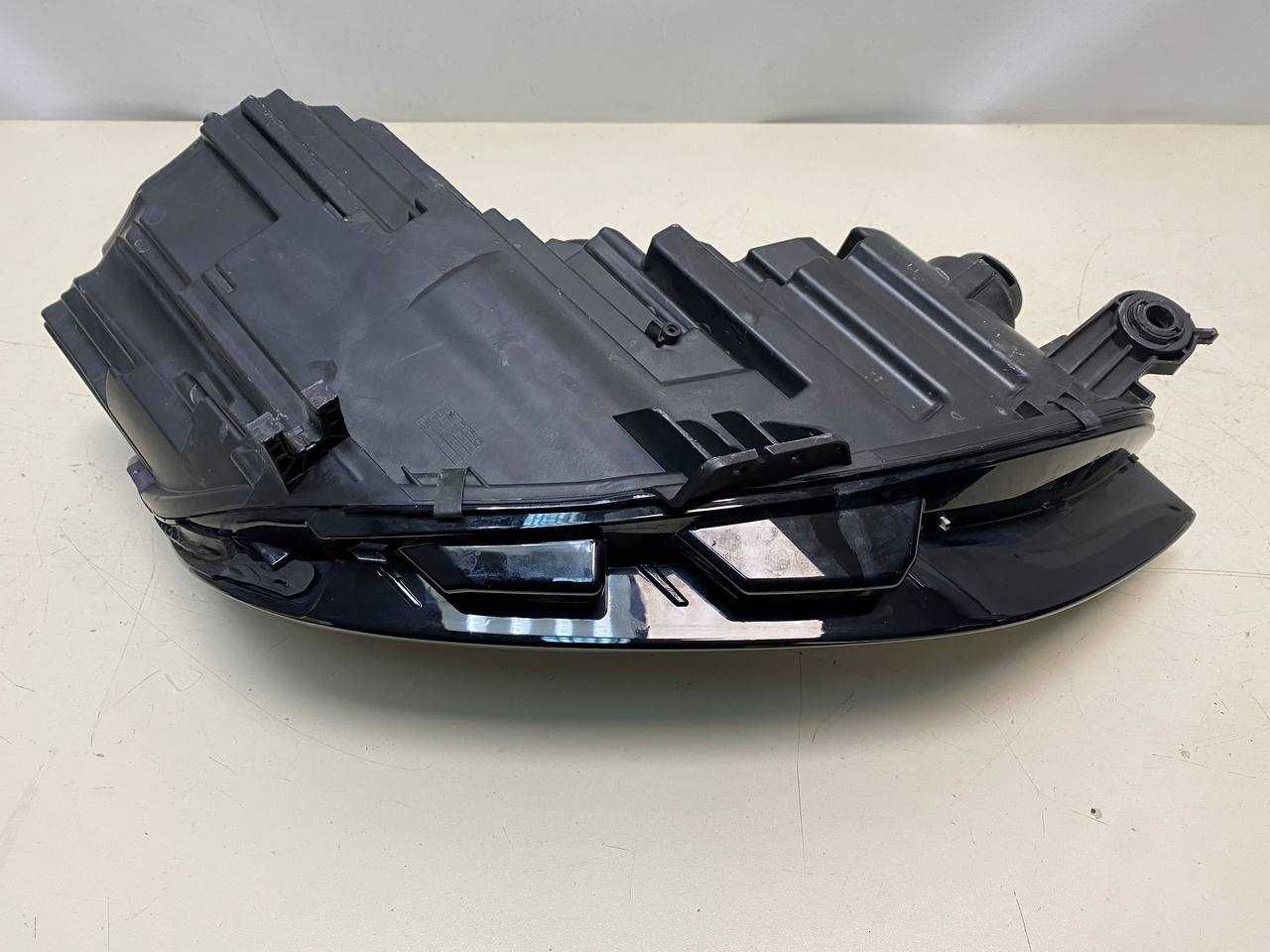 Фара Audi 8w A4B9 Led rest USA Ауді А4Б9 лед США оригінал trade in