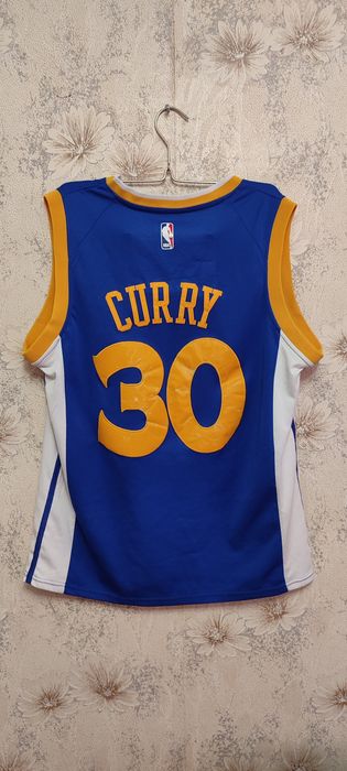 Майка Стефен Каррі