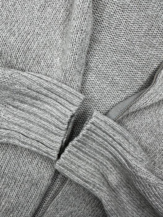 Трендова, тепленька кофтинка