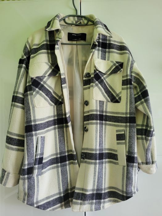 Kurtka w kratkę kocyk