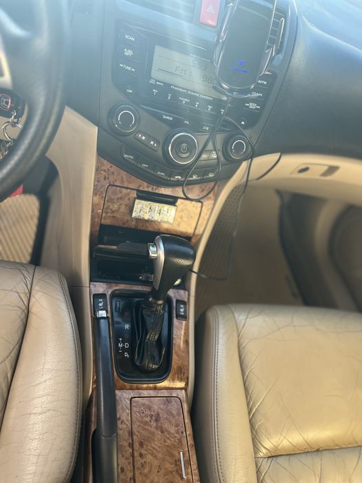 Продам Хонада  Акорд 7.  2005