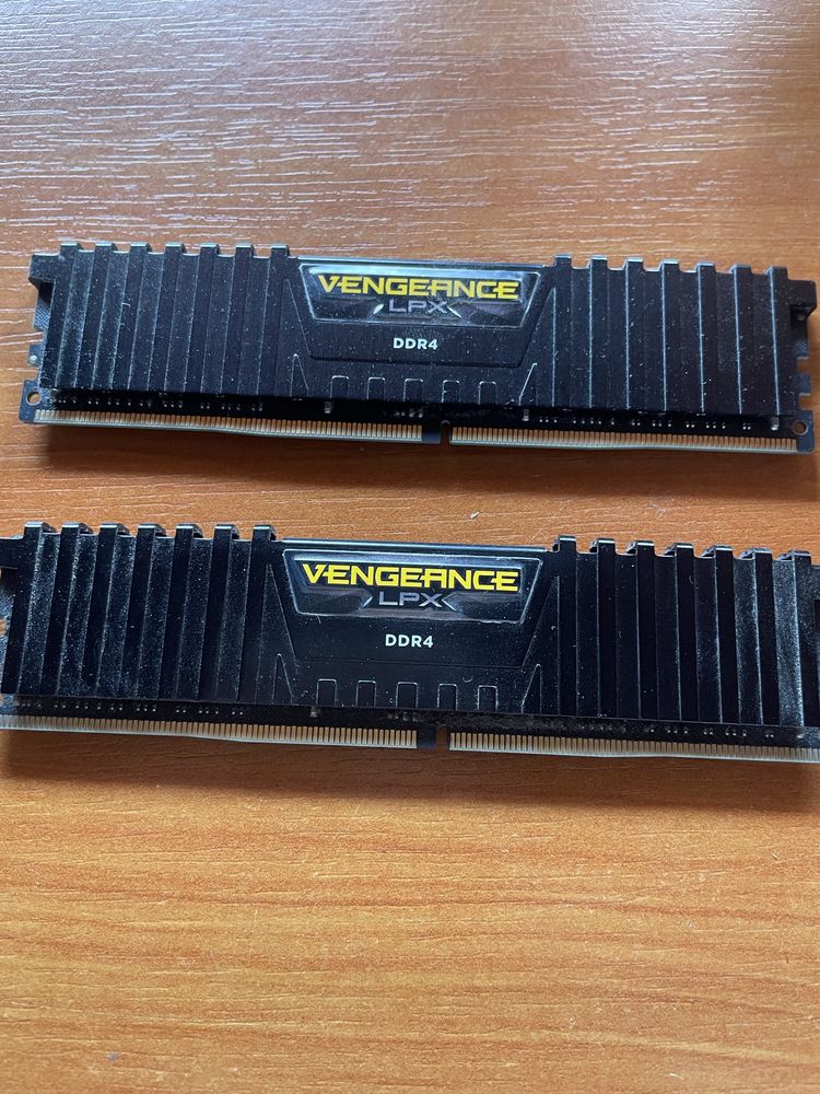 Memorias RAM 16GB (2x8) 3200mhz