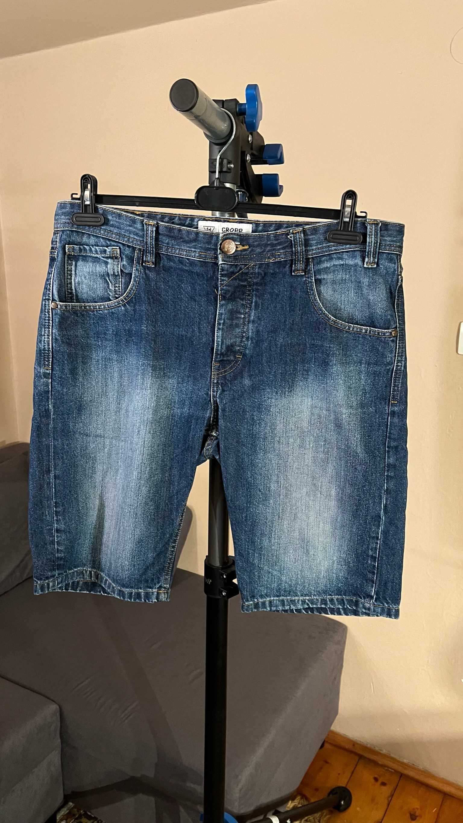 Jeansowe szorty Cropp 36