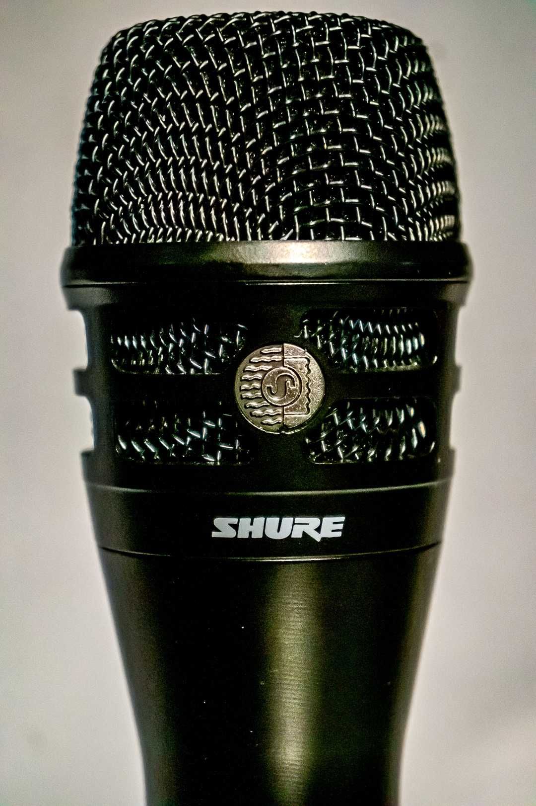 Shure KSM8 - професійний динамічний мікрофон