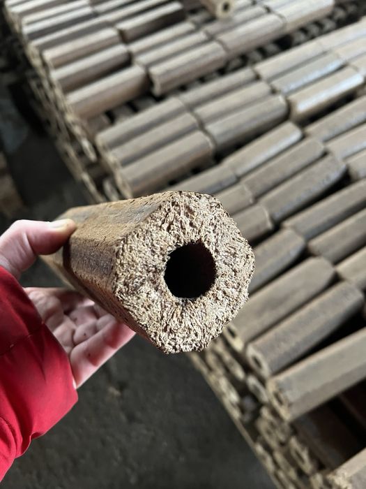 Продам паливні брикети Піні-Кей 10000грн./т.