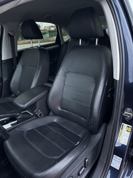 Volkswagen Passat Se 2013 Blue 2.5L