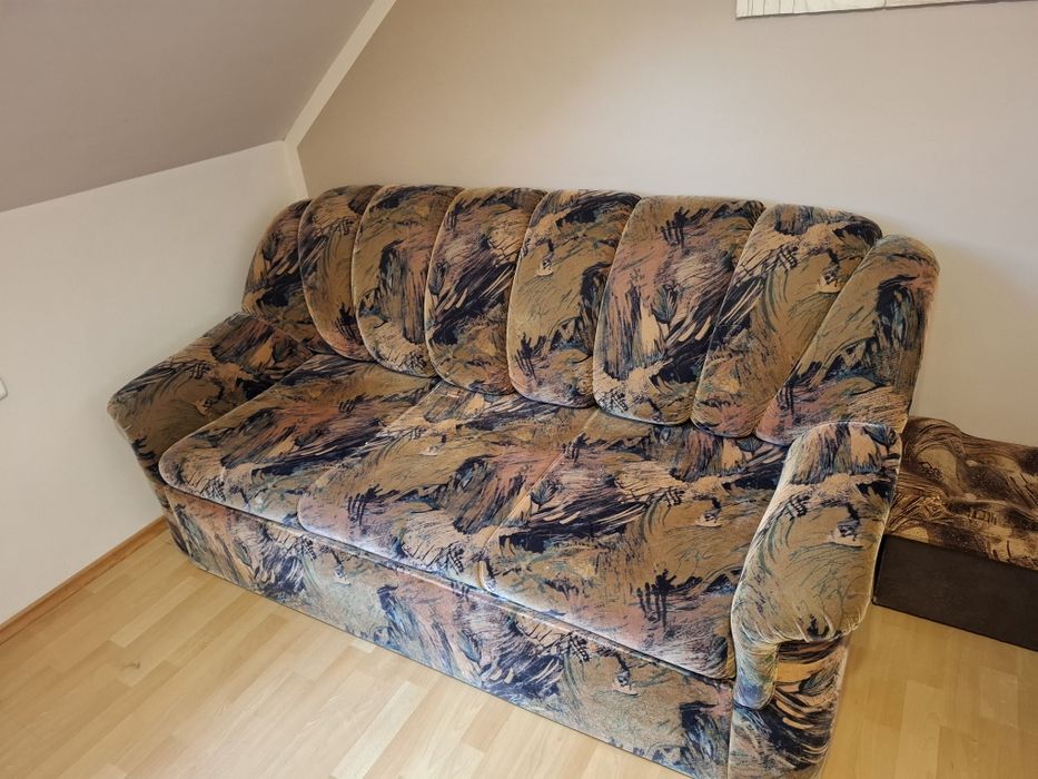 Sprzedam kanapę z dwoma fotelami