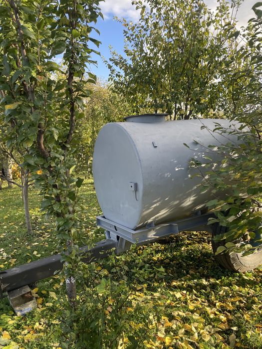 Бочка трьох кубова