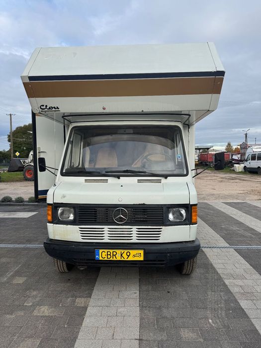 Mercedes-Benz  Kamper Marcedes 6os. - zabytek 1988r.