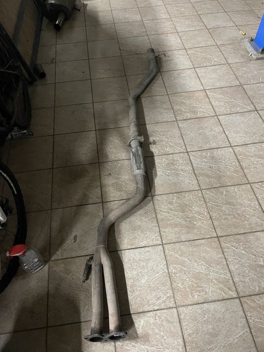 Продам выхлоп Lexus GS/IS jzs161 jzs160 is200