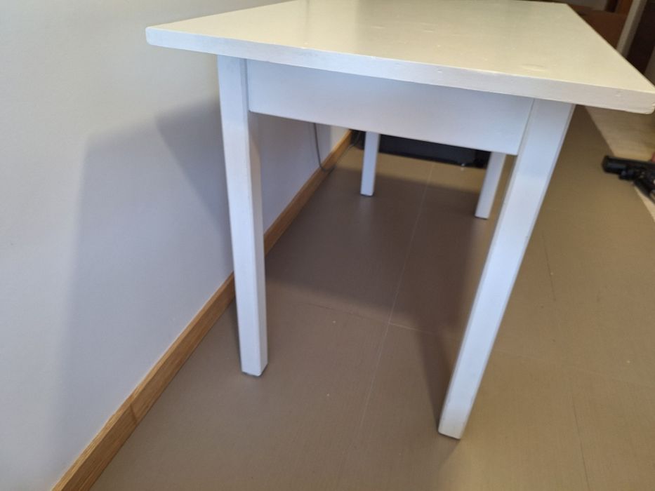 Mesa branca madeira