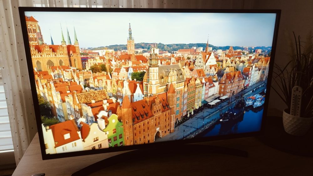 Smart tv 43cale LG z Wi-Fi, 4K, HDR, DVB-T2 hevc, REZERWACJA