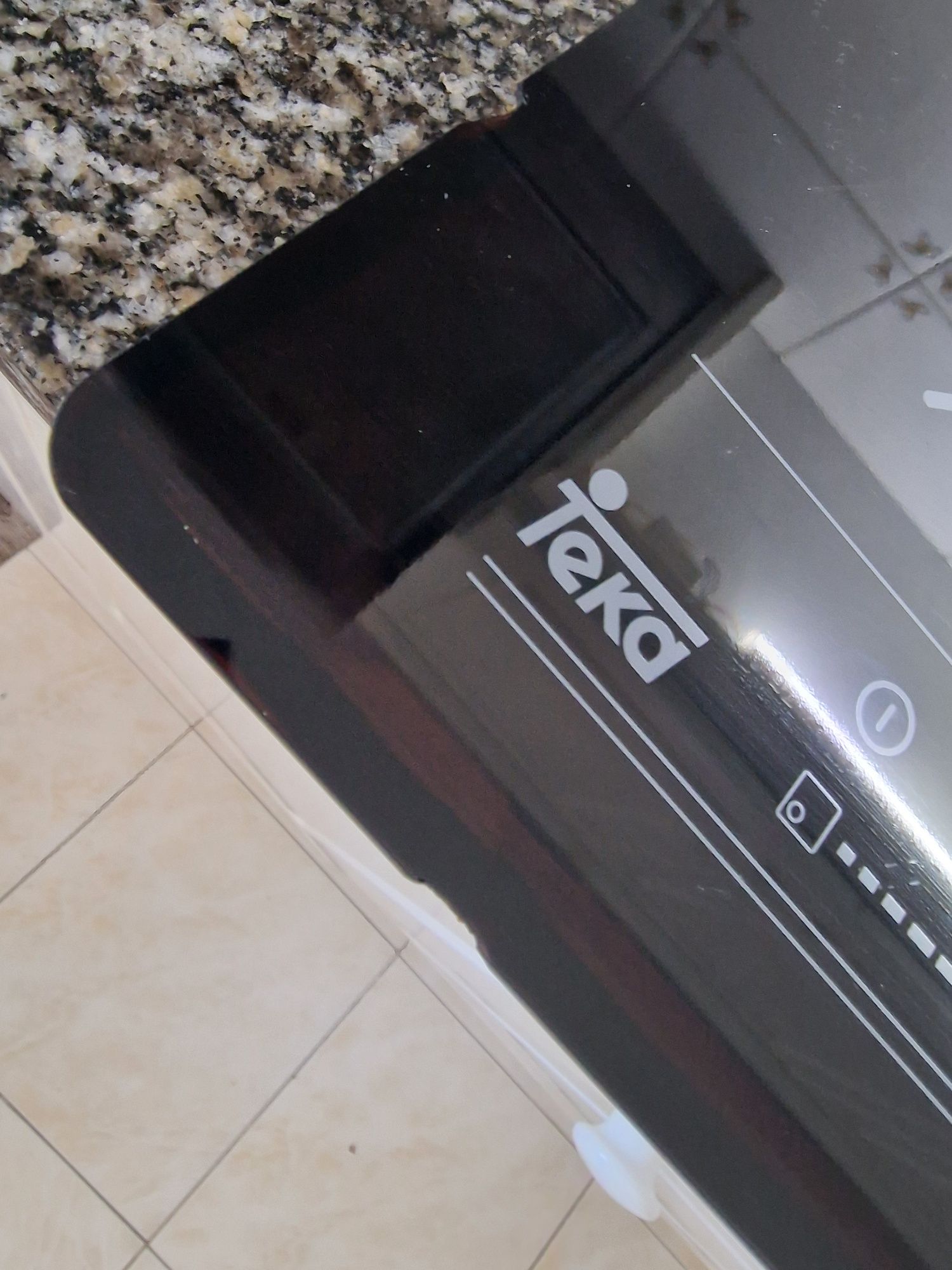 Placa de Indução TEKA IB 6415  - Com Avaria